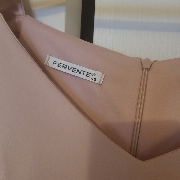 Beautiful off the shoulder cocktail dress - Picture 3 of 5